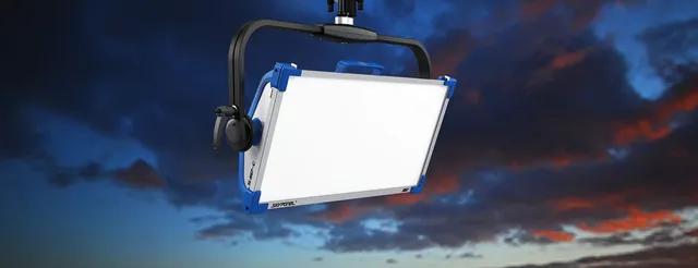 ARRI S60 Pro MAN blue/silver (Schuko) incl.Yoke, spigot and 3m main cable 