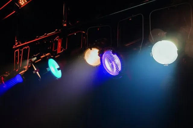 Showtec Performer 2500 Fresnel  Q6 250W RGBALC Theatre & Studio LED 