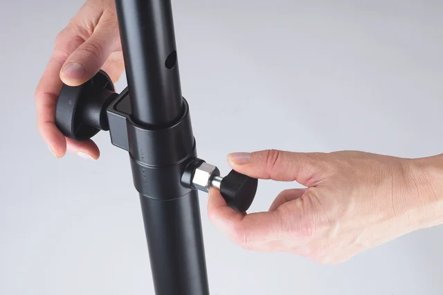 K&M 21337 Avstandsrør Juserbar 905 til 1,450 mm M20 
