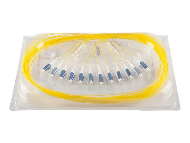Fiberhale SM LC/UPC 12-pakning 1,5 m 9/OS2 G.657.A1, 900µm fast kledning, Gu 
