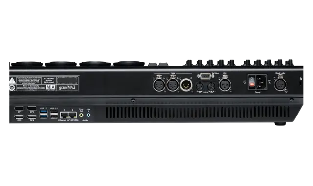 grandMA3 onPC command wing XT 