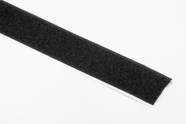 Borrelås 50mm svart myk lim Rull på 25 meter. 