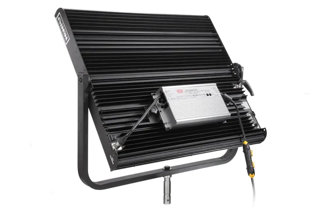 VELVET Power 2X2 SPOT weatherproof LED panel (without yoke) 