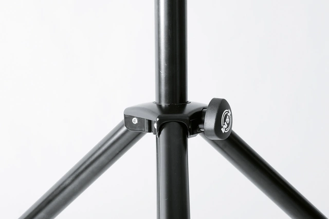 K&M 214/6 Høytt.Stativ, Alu. 50kg maks, from 1,37 to 2,1m 