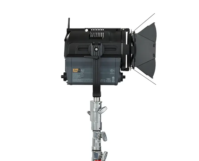 ETC fos4FL7-PO fos/4 Fresnel, 7", Lustr X8 array, 2-tone, CE, with PO yoke 