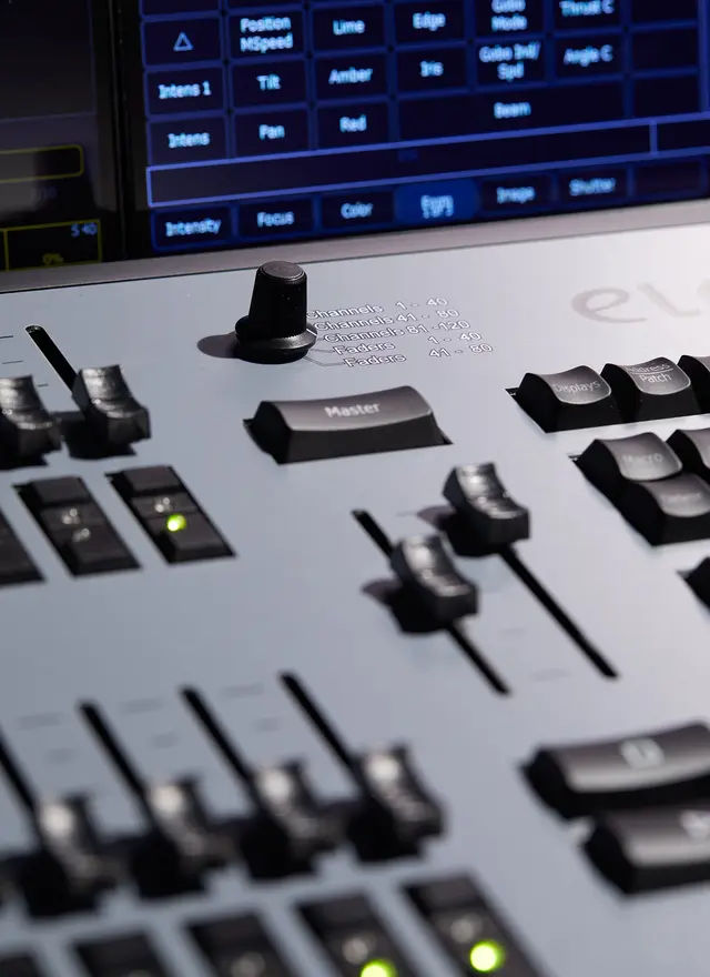 ETC Element 2 Control Desk, 1,024 Output 