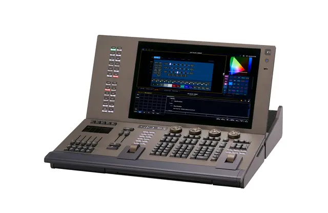 ETC Gio @5 Console, 4.096 Outputs 