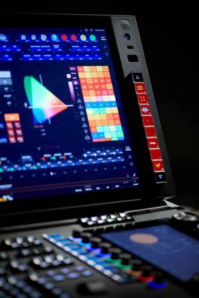 ETC Eos Apex 5 24K lighting control desk 