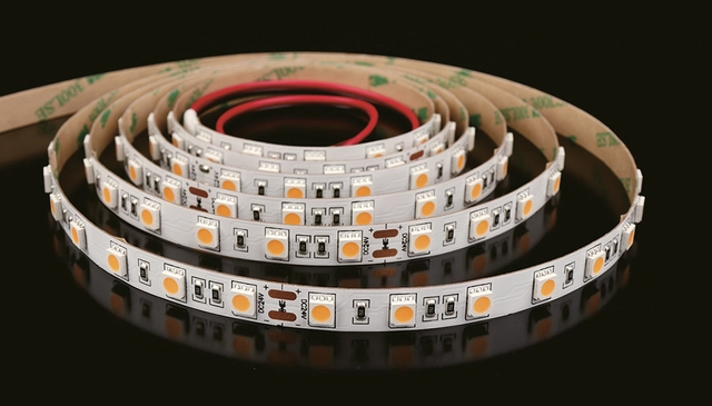 Protech W 2700K, 14,4w/m, 60Led/m, IP65 5m 