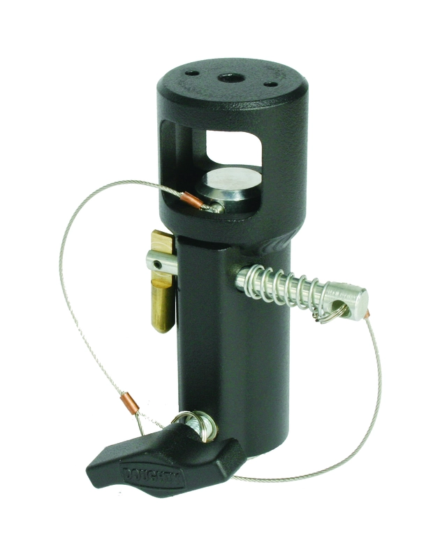 Doughty T84300 3 Point Receiver (Black) 