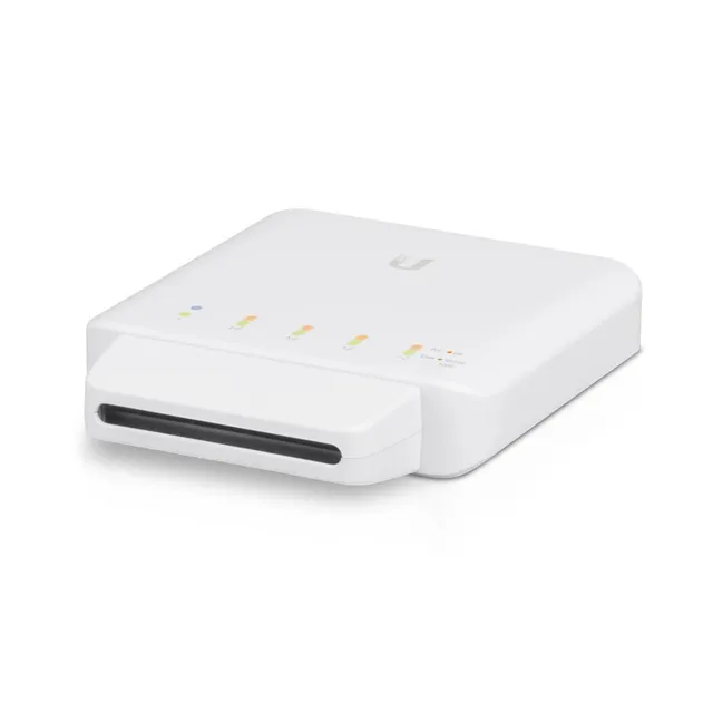 Ubiquiti 5-Port Layer 2 Gigabit Switch 1 PoE input and 4 PoE output 