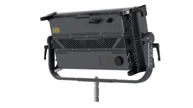 Kino Flo Diva Lux 4 Kit, Standard Yoke w/Schuko 