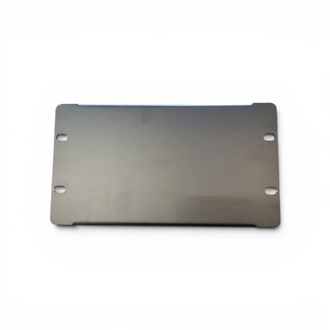 LMT P20-03 3U Panel Blindpanel Halvboks