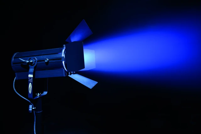 Showtec ACT Fresnel 150 RGBAL Compact 150 W RGBAL 