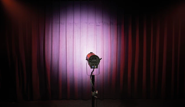 Showtec ACT Fresnel 150 RGBAL Compact 150 W RGBAL 