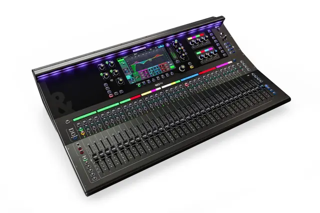 A&H SQ-7+ 48ch digital mixer 96kHz, 32 Mic/Line 16 XLR out 