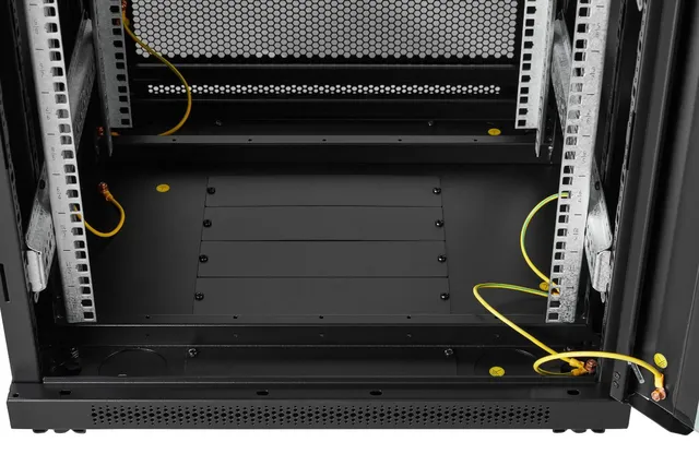 LinkIT Nettverksskap 22U Svart B600xD600xH1166, Glass - Perforert 